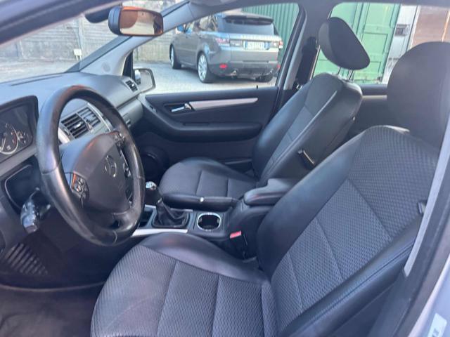 MERCEDES-BENZ A 160 Bellissima BlueEFFICIENCY Special Edition Sport