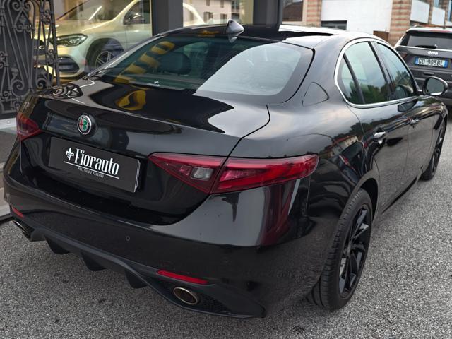ALFA ROMEO Giulia Veloce 210 CV AT8 AWD Q4