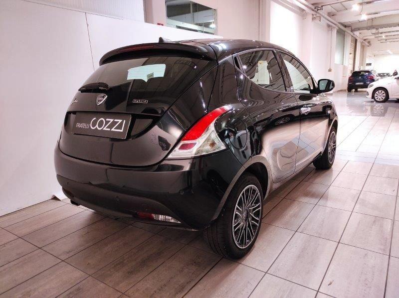 Lancia Ypsilon 3ª serie 1.0 FireFly 5 porte S&S Hybrid Gold