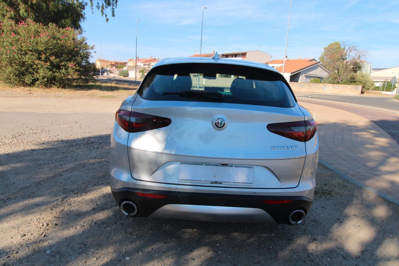Alfa Romeo Stelvio 2.2 Turbodiesel 190 CV AT8 RWD Executive
