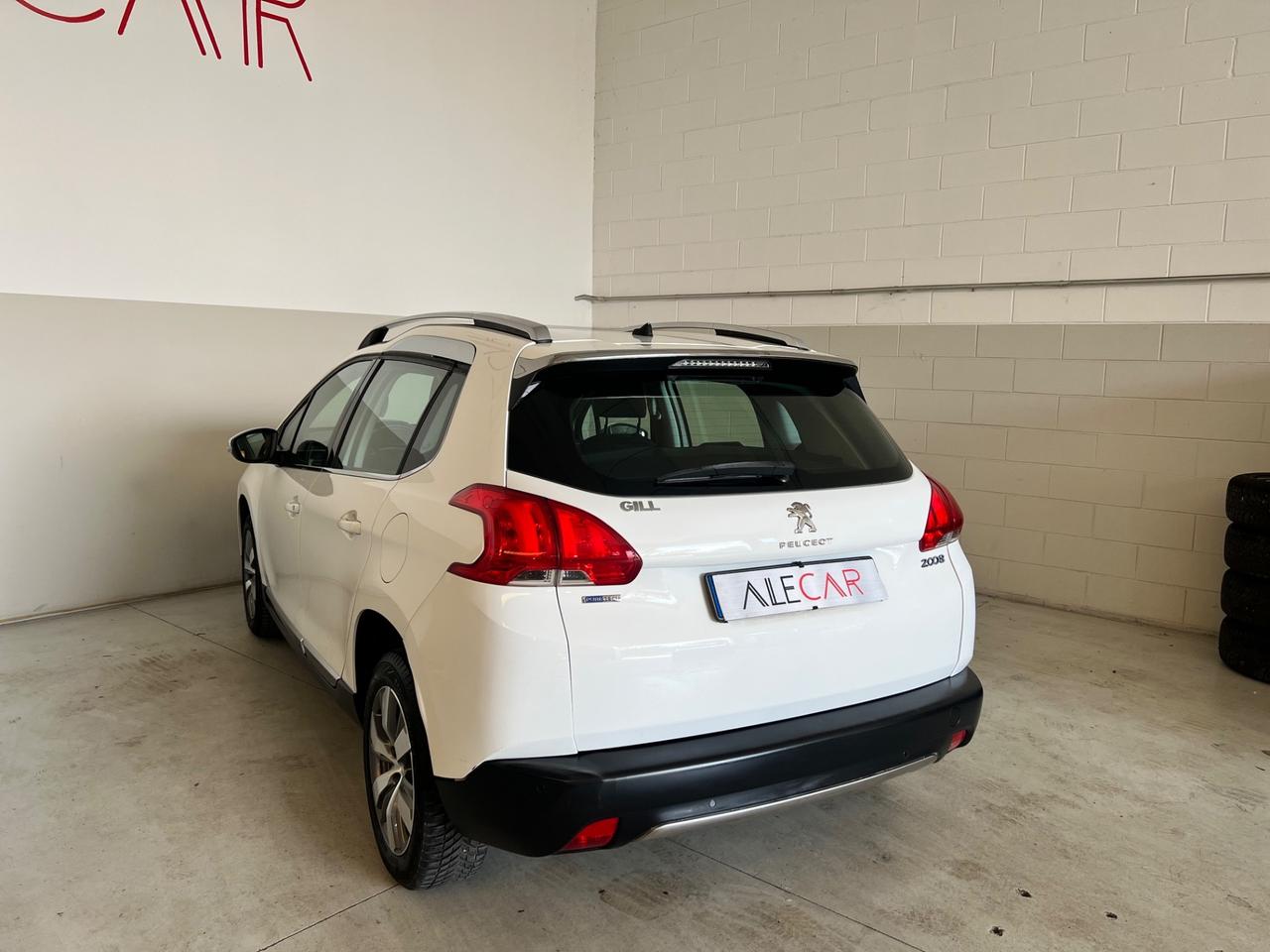 Peugeot 2008 1.2 PureTech 82 Allure