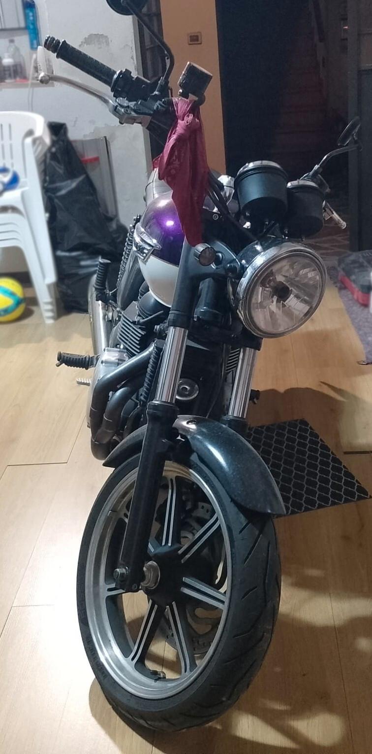 Triumph Bonneville SE
