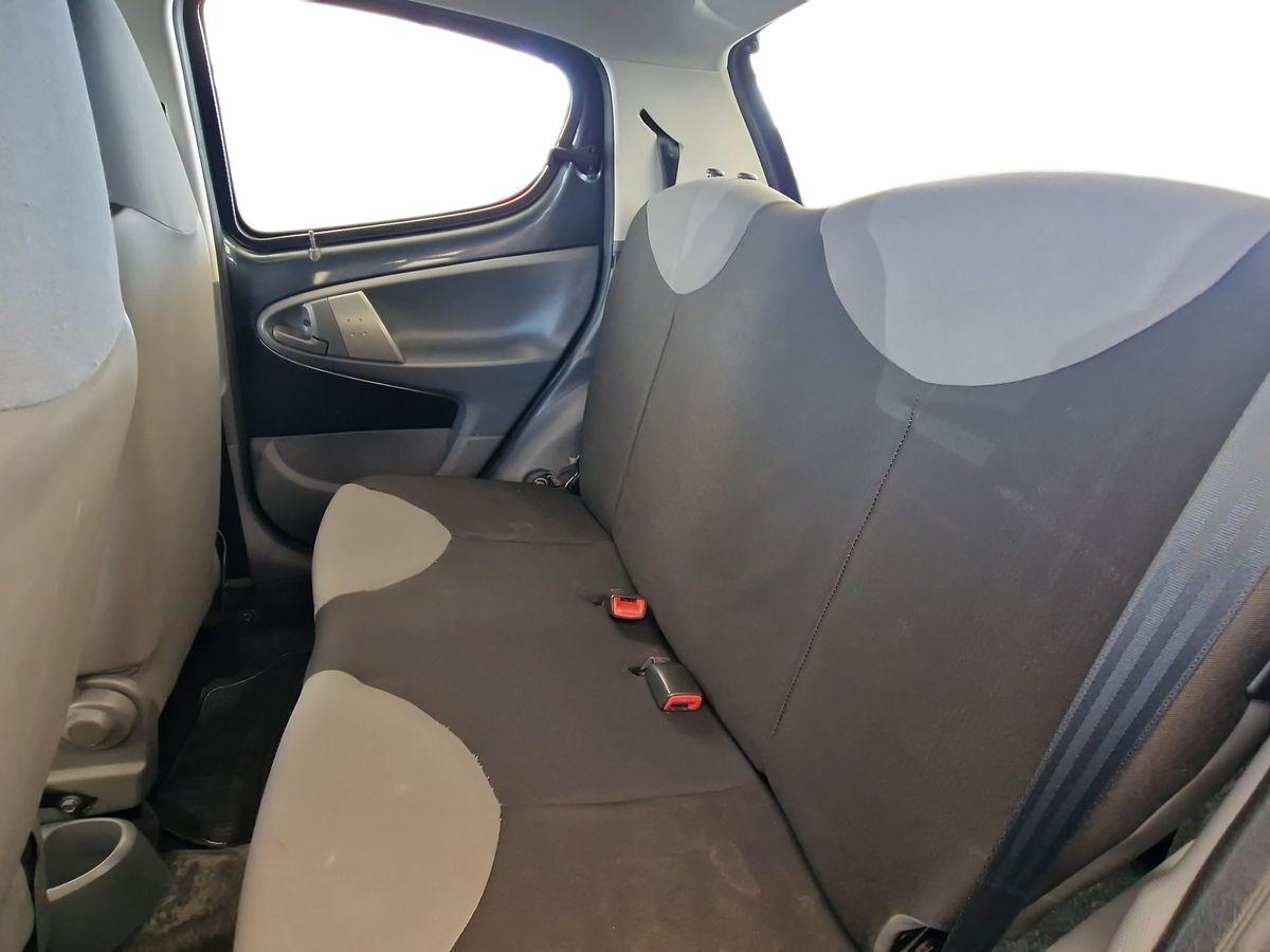 PEUGEOT 107 1.0 68CV URBAN