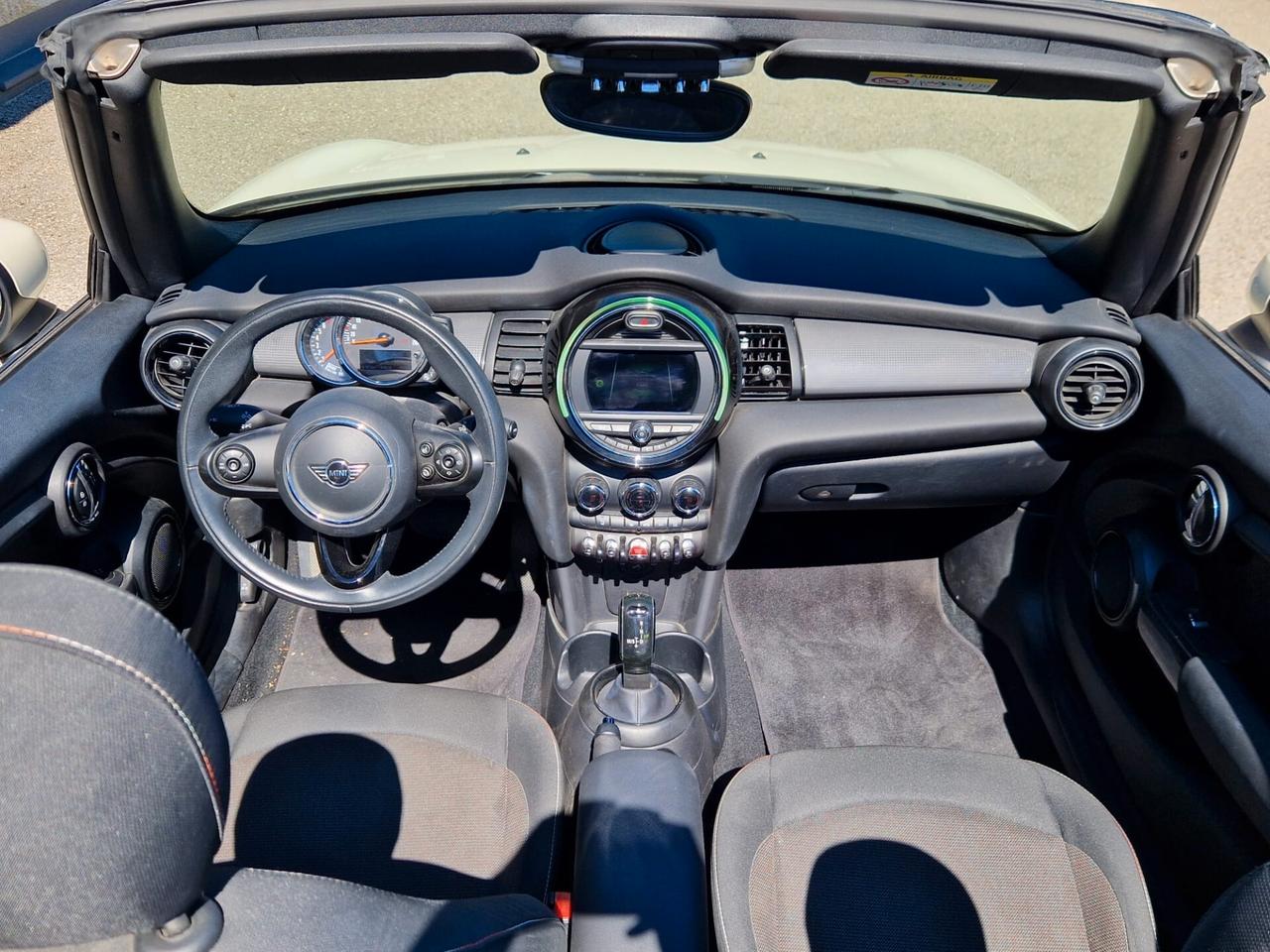 Mini 1.5 Cooper Hype Cabrio