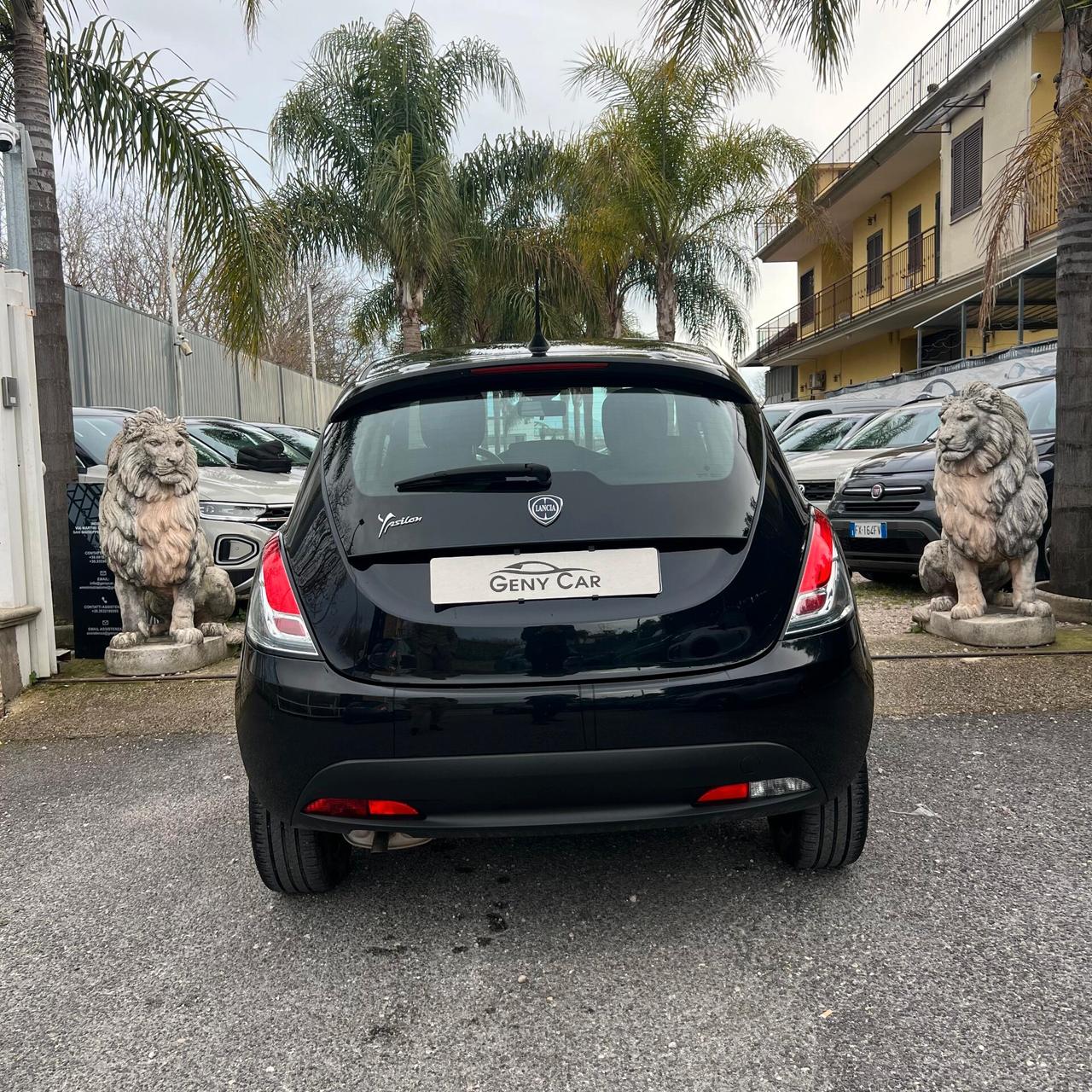 Lancia Ypsilon 1.2 69 CV 5 porte GPL Silver Plus