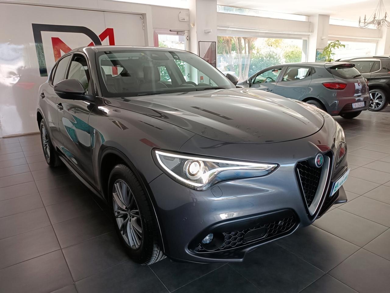 Alfa Romeo Stelvio 2.2 Turbodiesel 160 CV AT8 RWD Business