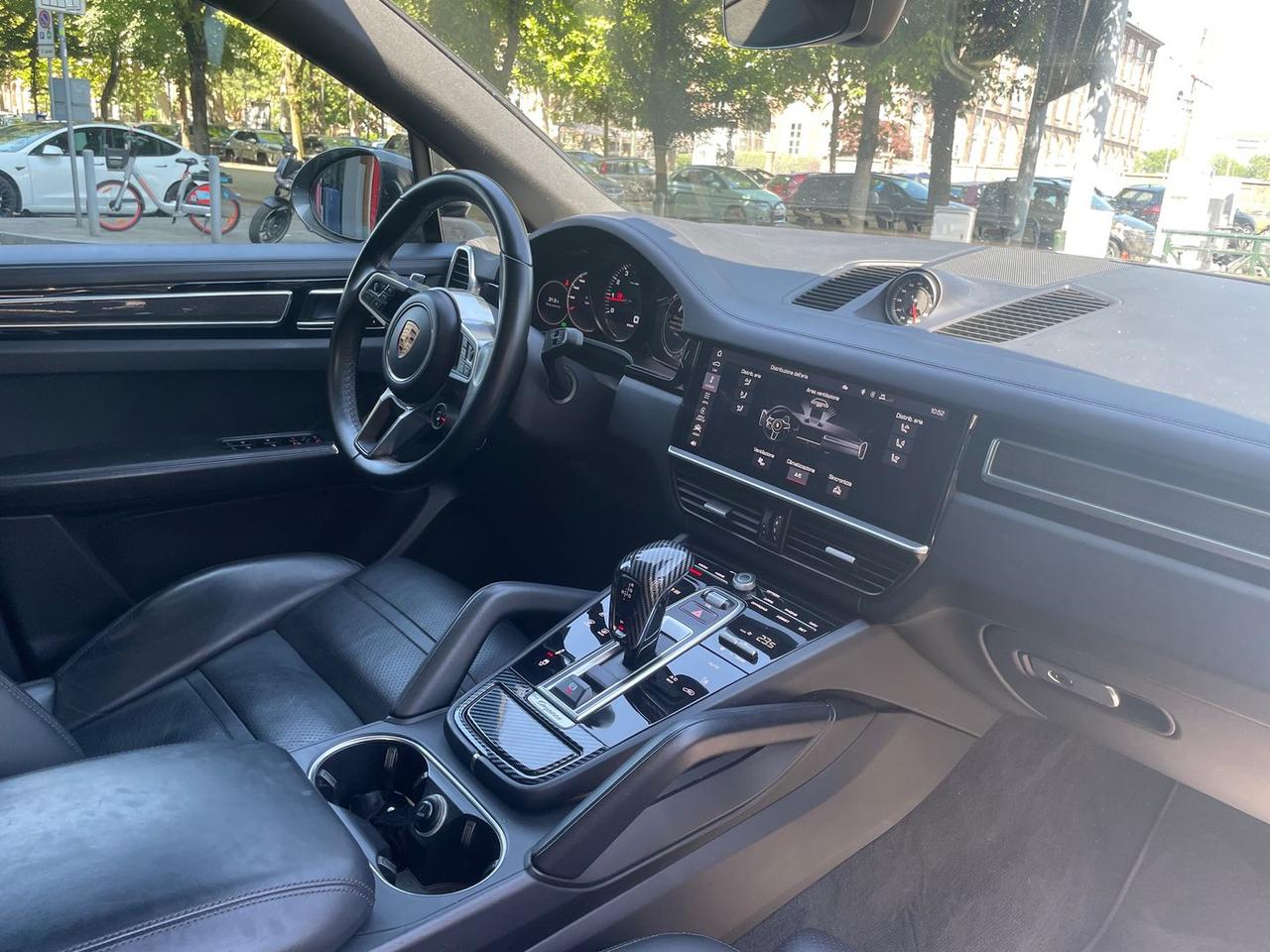 Porsche Cayenne Platinum Edition 3.0 S #6026