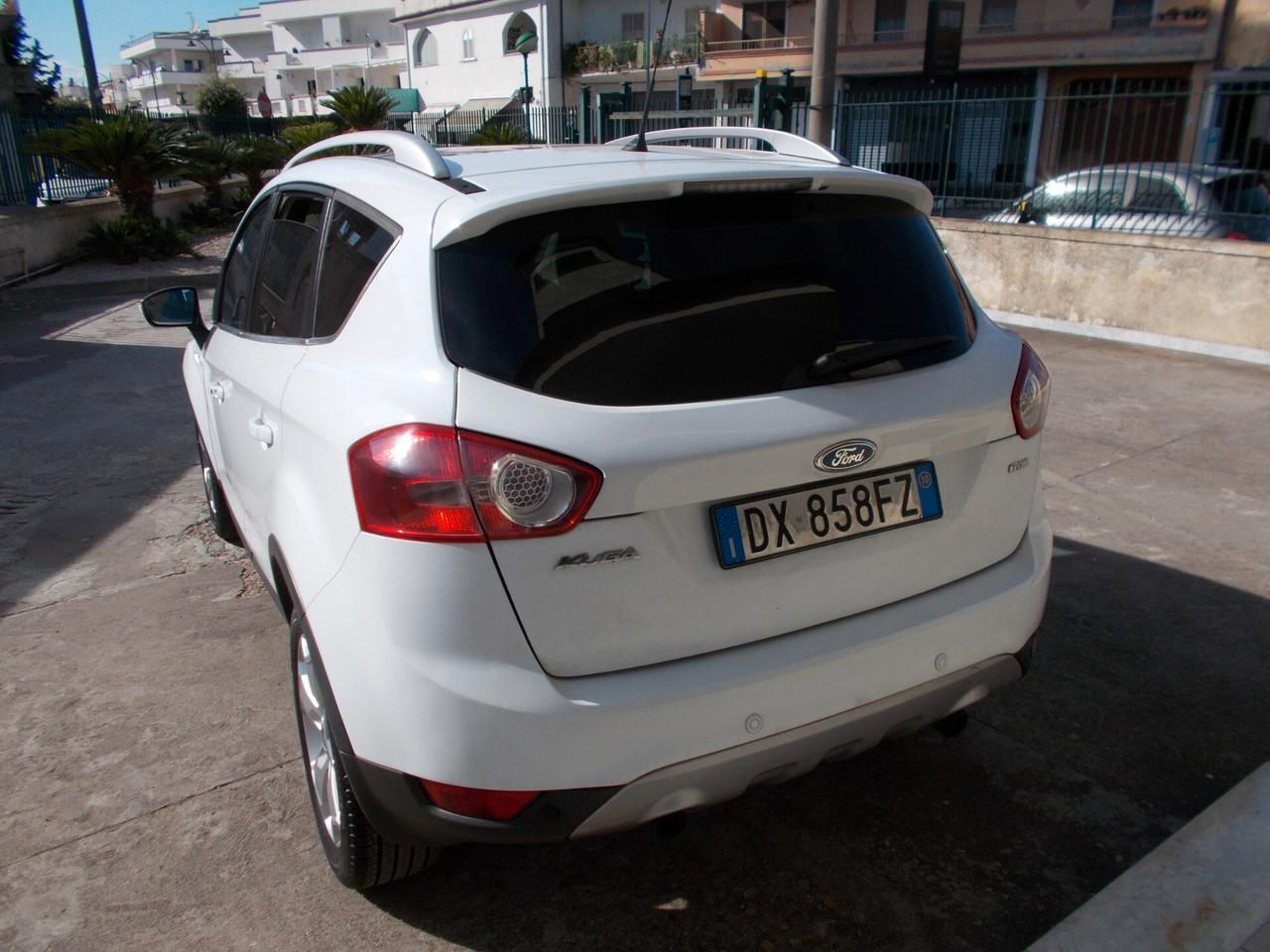 Ford Kuga 2.0 TDCi 136 CV 2WD Titanium DPF
