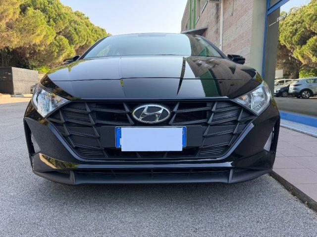 HYUNDAI i20 1.2 84CV MPI SENSORI PARCHEGGIO REETROCAMERA