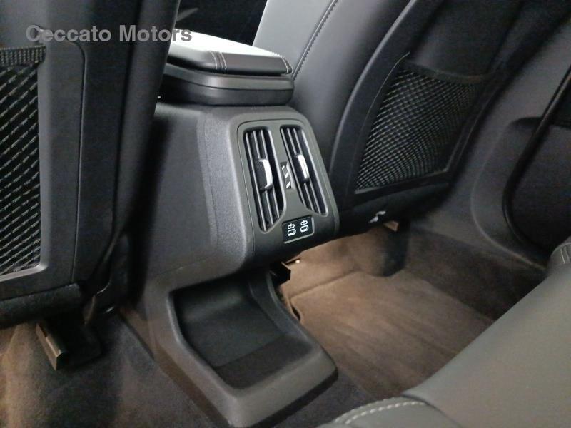BMW Serie 2 Active Tourer 218 d Luxury DCT
