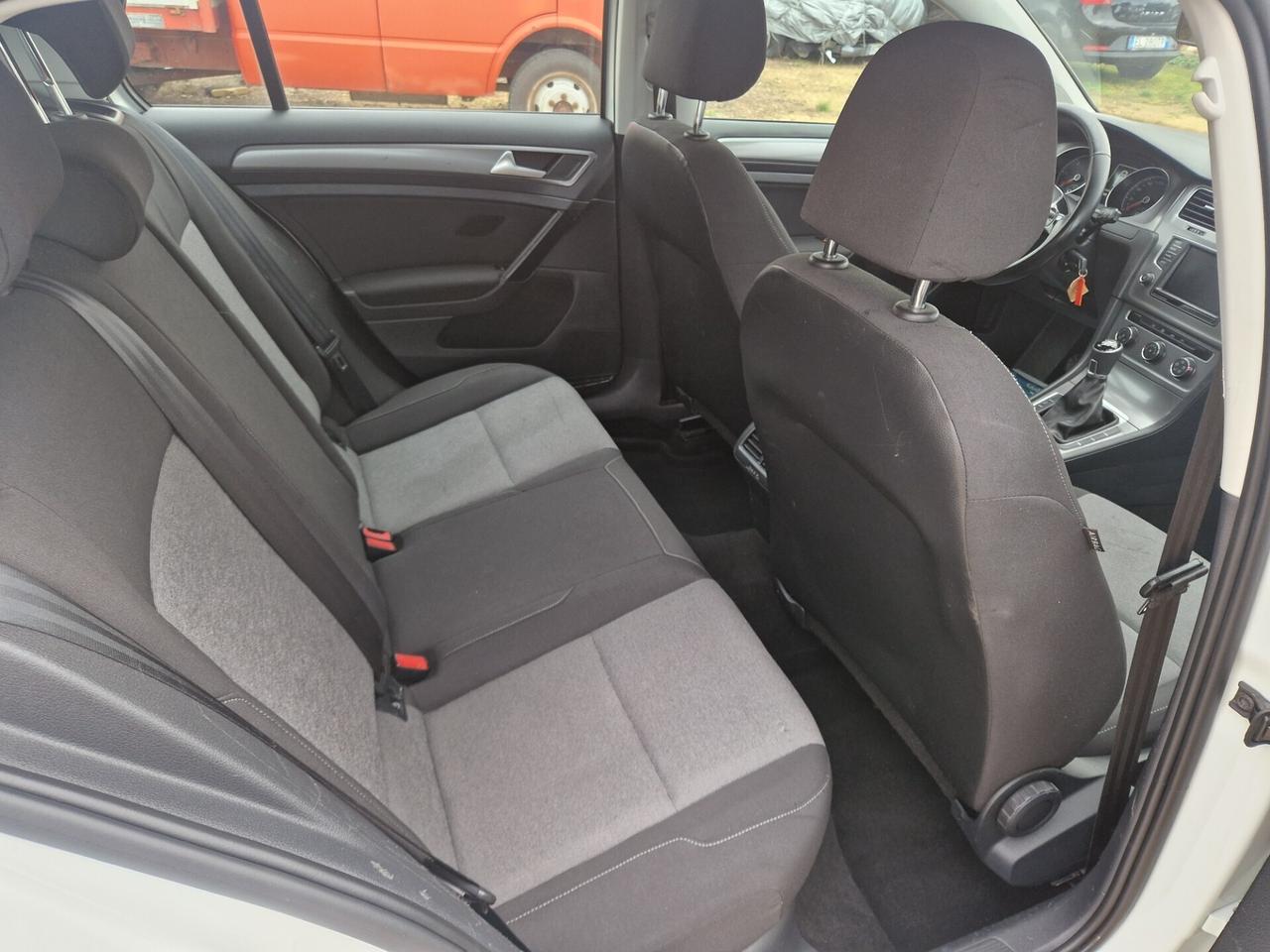 Volkswagen Golf 7 1.6 TDI 90Cv Neopatentati - 2015