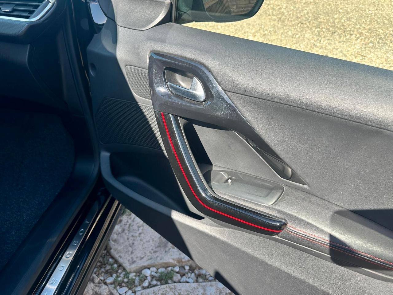 Peugeot 208 BlueHDi 120 S&S 5 porte GT Line