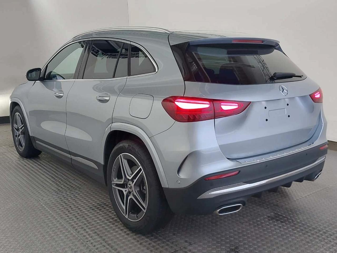 Mercedes-benz GLA 200 d Automatic AMG Line Premium PANORAMA