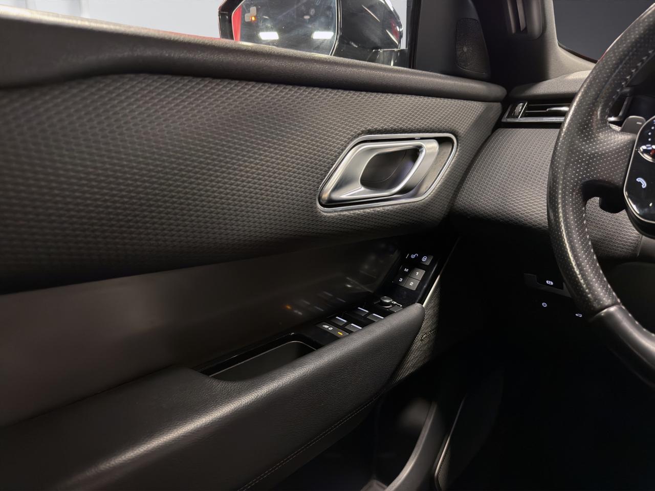 Land Rover Range Rover Velar 2.0d i4 SE 240cv 2 ANNI GARANZIA