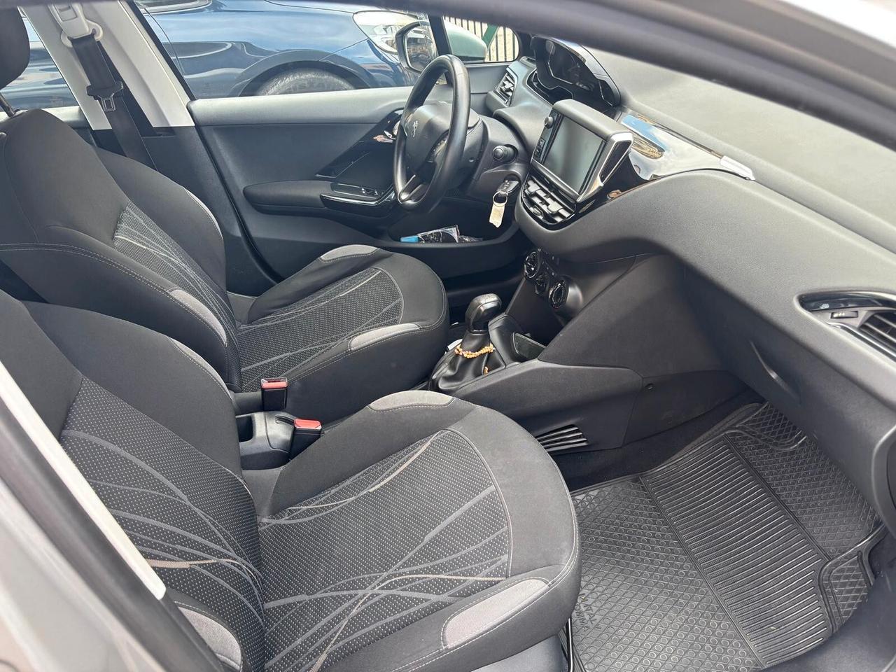 Peugeot 208 1.2 VTi 82 CV 5 porte Allure