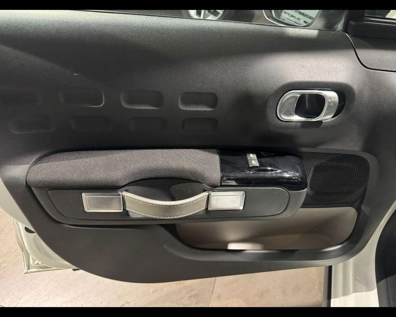 Citroën C3 3ª serie PureTech 83 S&S Shine