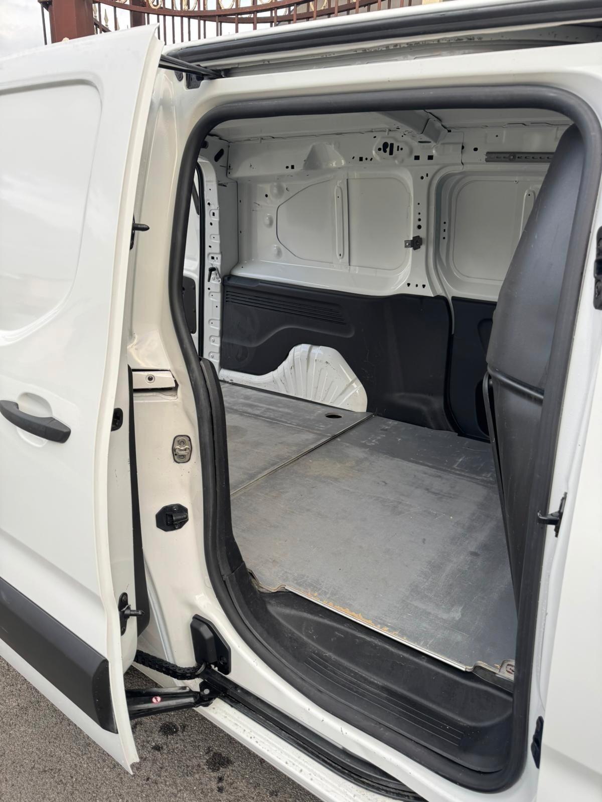 Opel Combo Cargo XL 1.5 Diesel 100CV S&S PL 950kg Edition