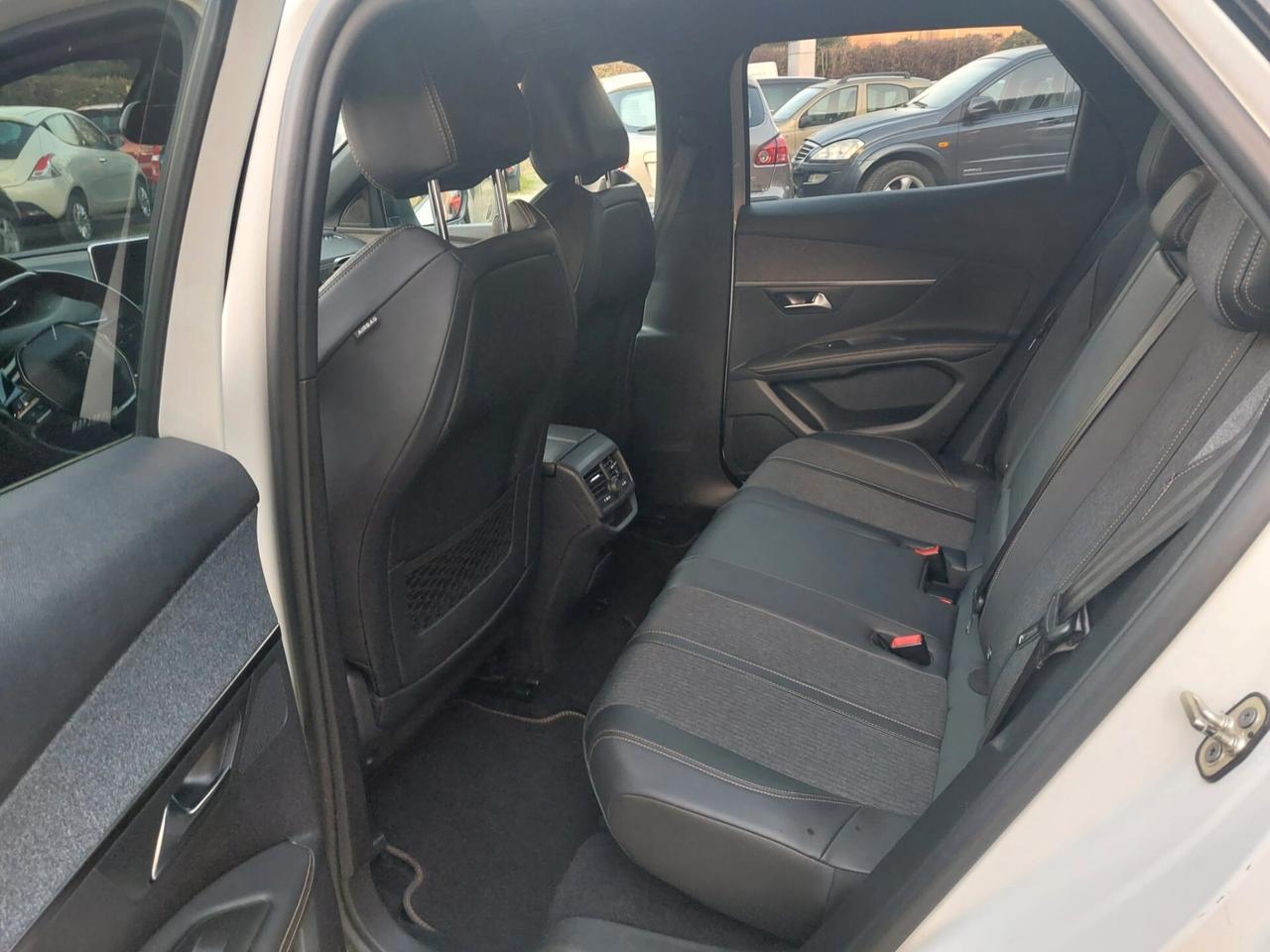 Peugeot 3008 BlueHDi 130 S&S GT Line STUPENDA