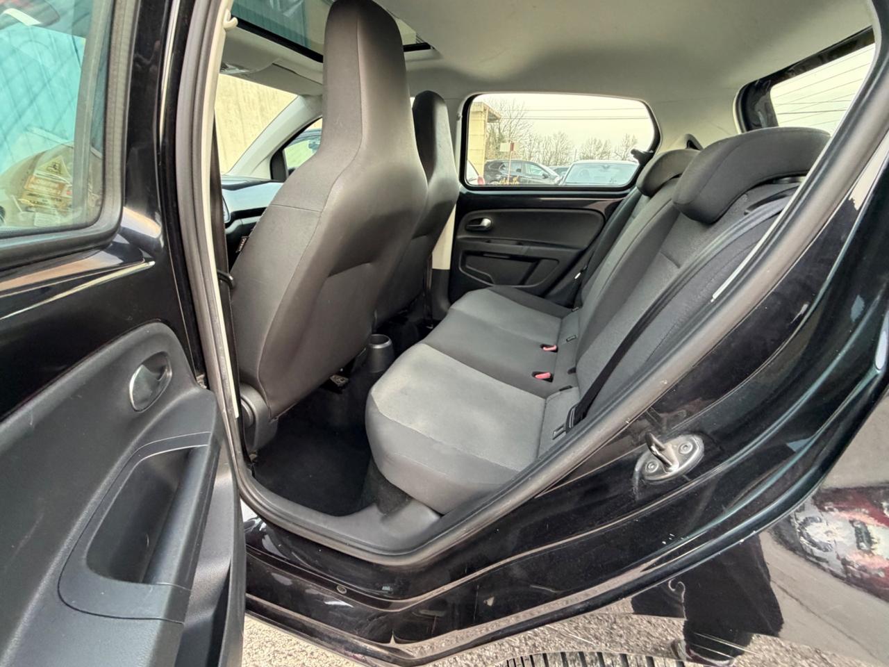 Volkswagen up! 1.0 75 CV 5p. move