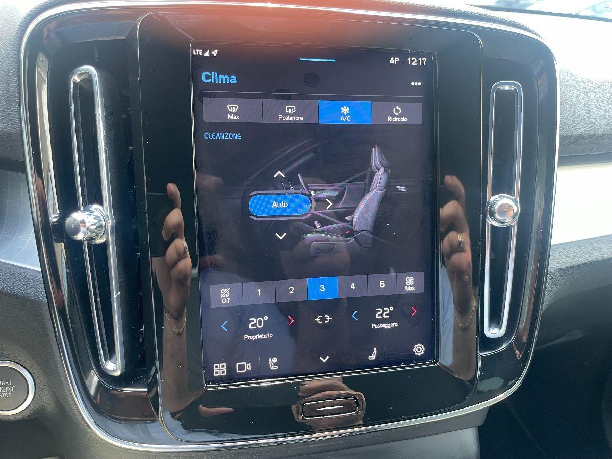 VOLVO - XC40 - B3 automatico Core