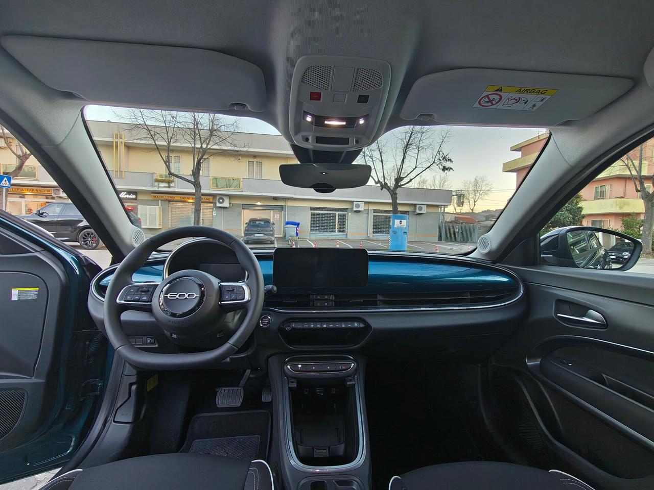 Fiat 600 Hybrid 145 CV DCT MHEV La Prima