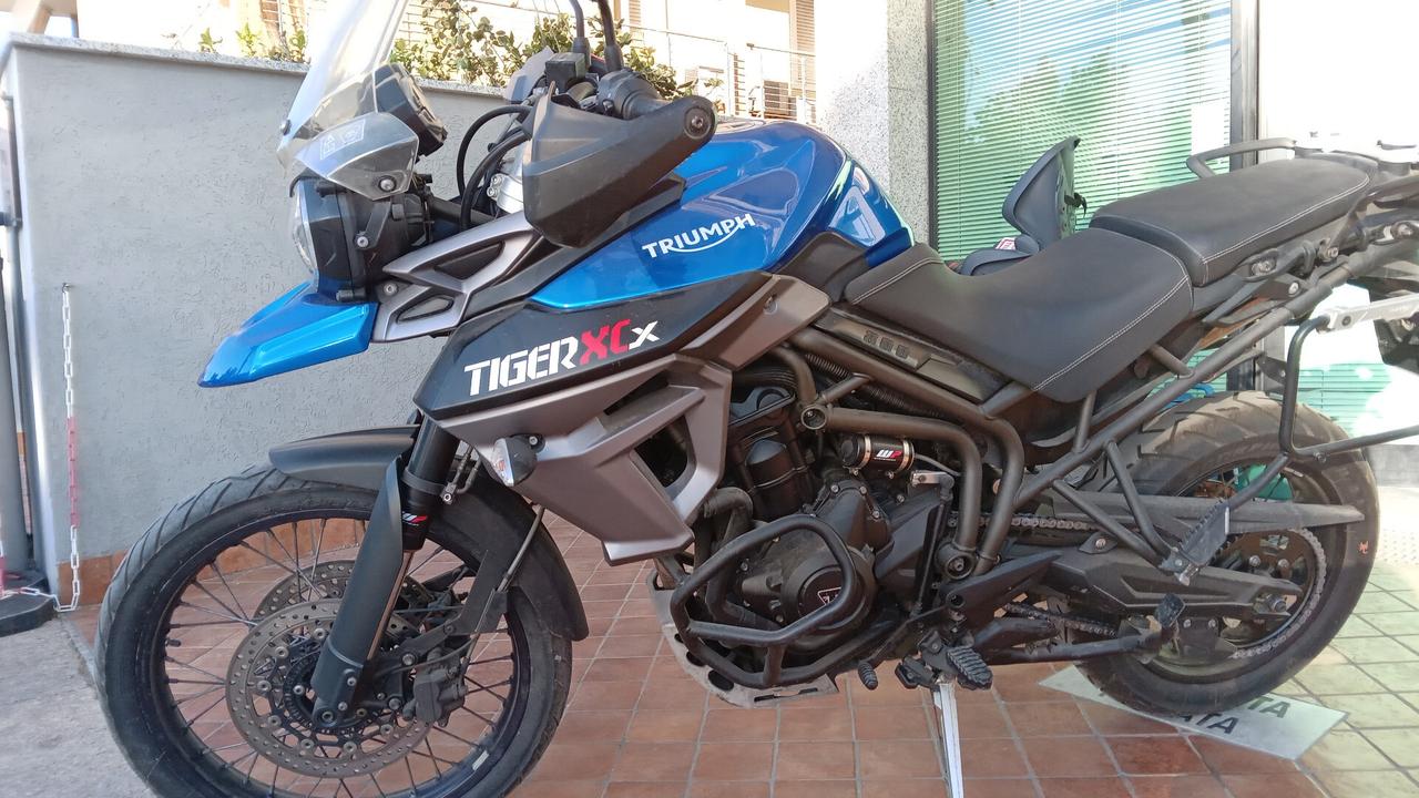 Triumph Tiger 800 XCx