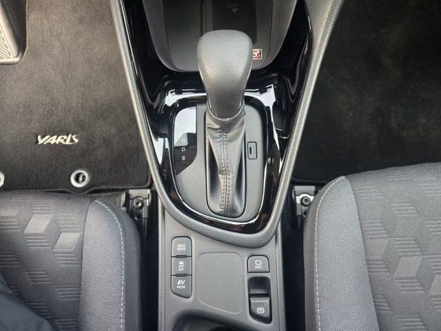 TOYOTA Yaris 1.5 Hybrid Style - NAVI CAMERA LED PDC