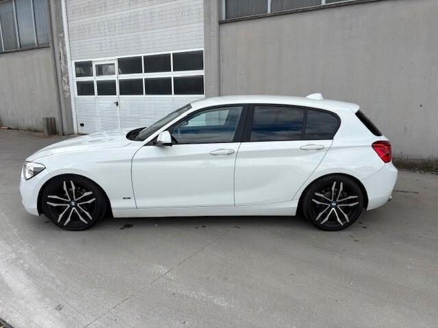 Bmw 118 118d 5p. Sport