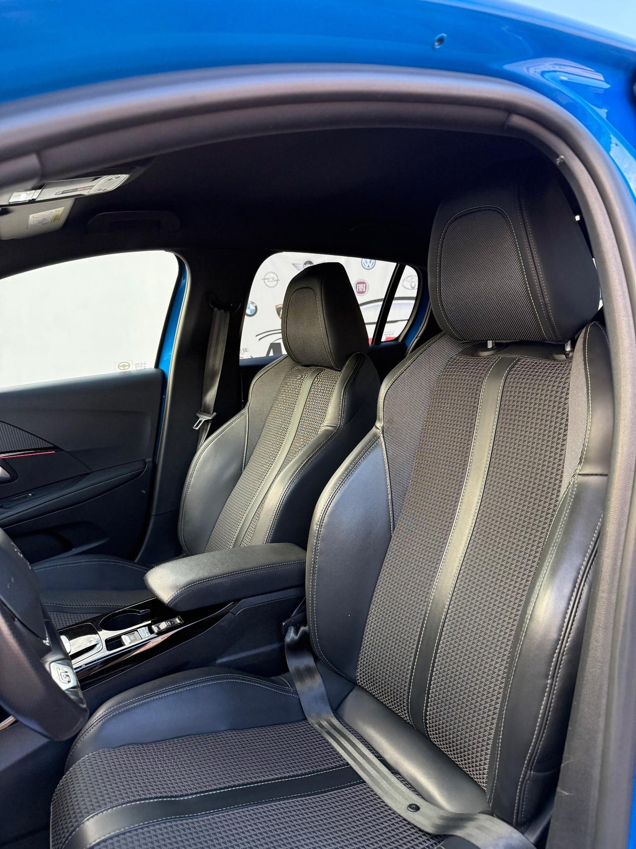 Peugeot 208 PureTech 100 Stop&Start 5 porte GT Line