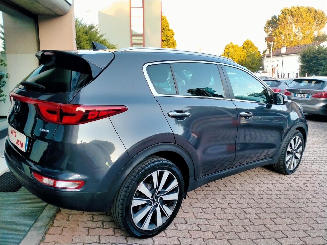 Kia Sportage 1.7CRDI E6 STYLE PACK TETTO PAN. APRIBILE LEGA 19