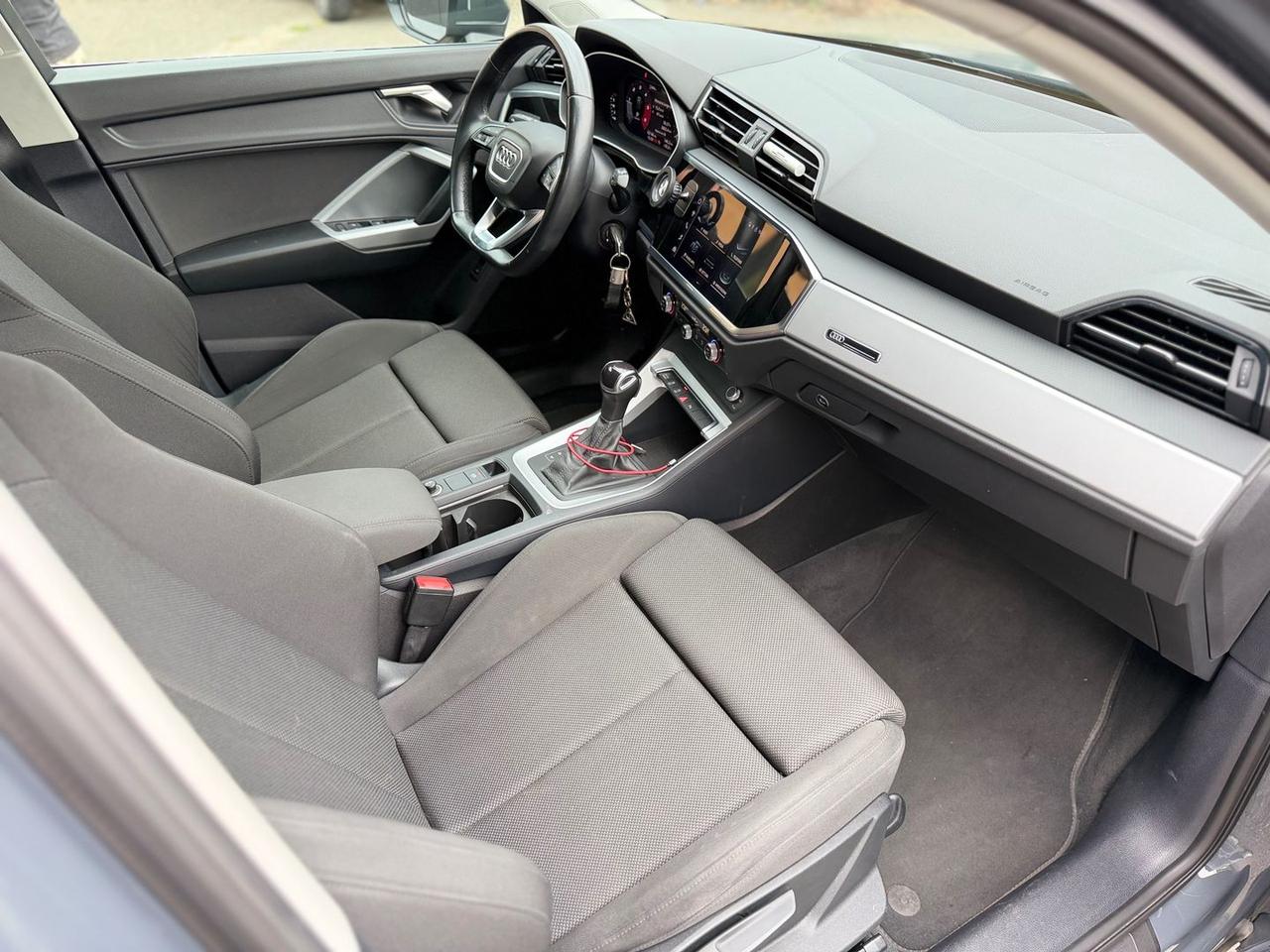 Audi Q3 Business 2.0 35 TDI #11754