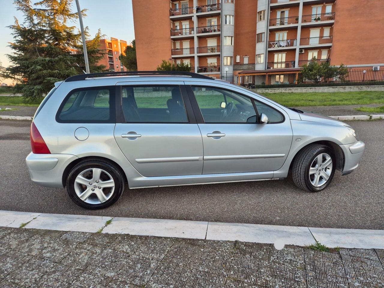 Peugeot 307 1.6 16V HDi 110CV anno 05