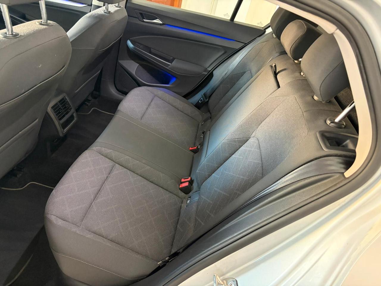 VOLKSWAGEN GOLF 8 2.0 TDI SCR STYLE "UNICA"