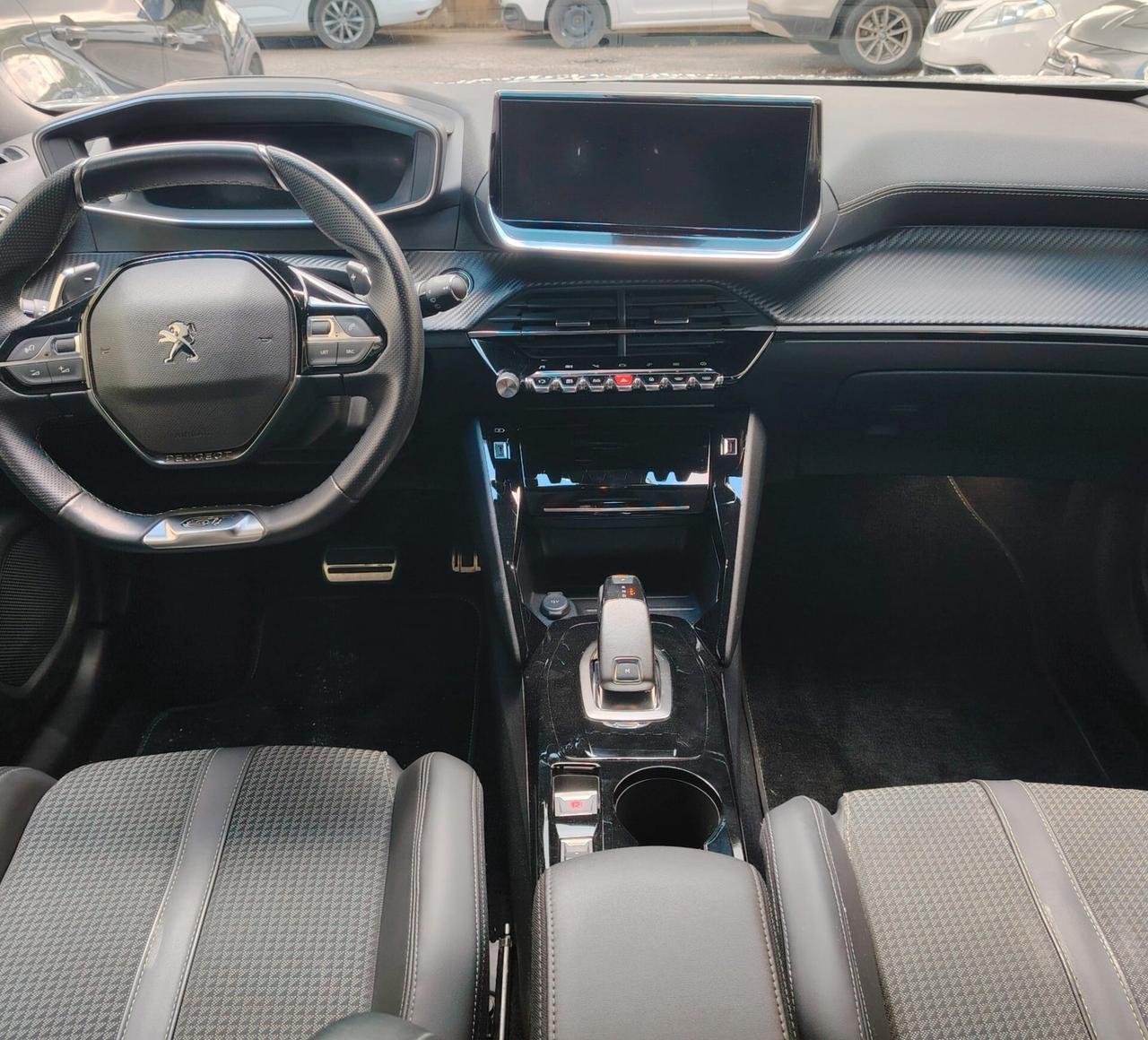 Peugeot 2008 PureTech 130 S&S GT-LINE