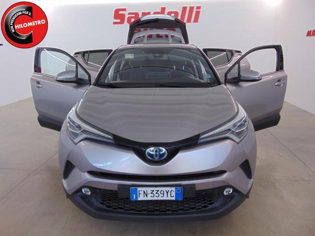 TOYOTA C-HR 1.8 Hybrid E-CVT Lounge