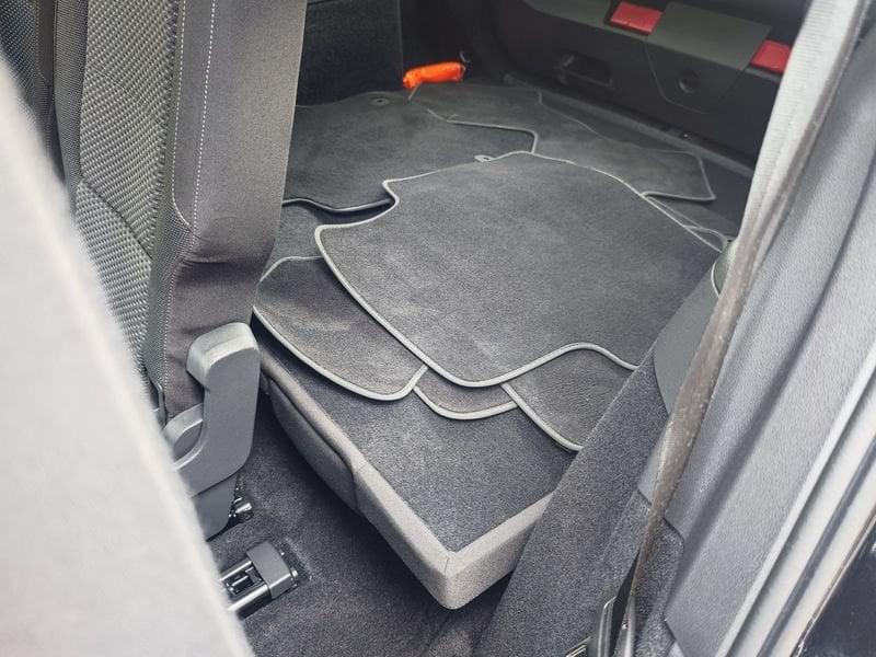 Volkswagen Touran 2.0 TDI 150 CV SCR DSG Business BlueMotion Technology