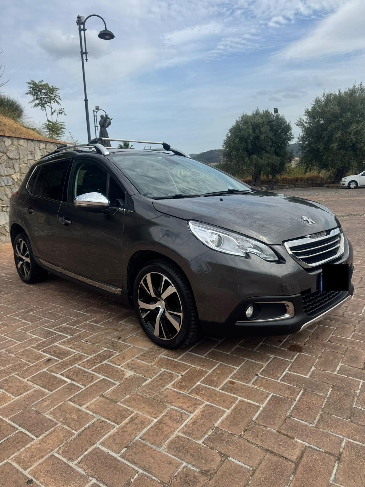 Peugeot 2008 1.6 e-HDi 92Cv *ALLURE* 2015