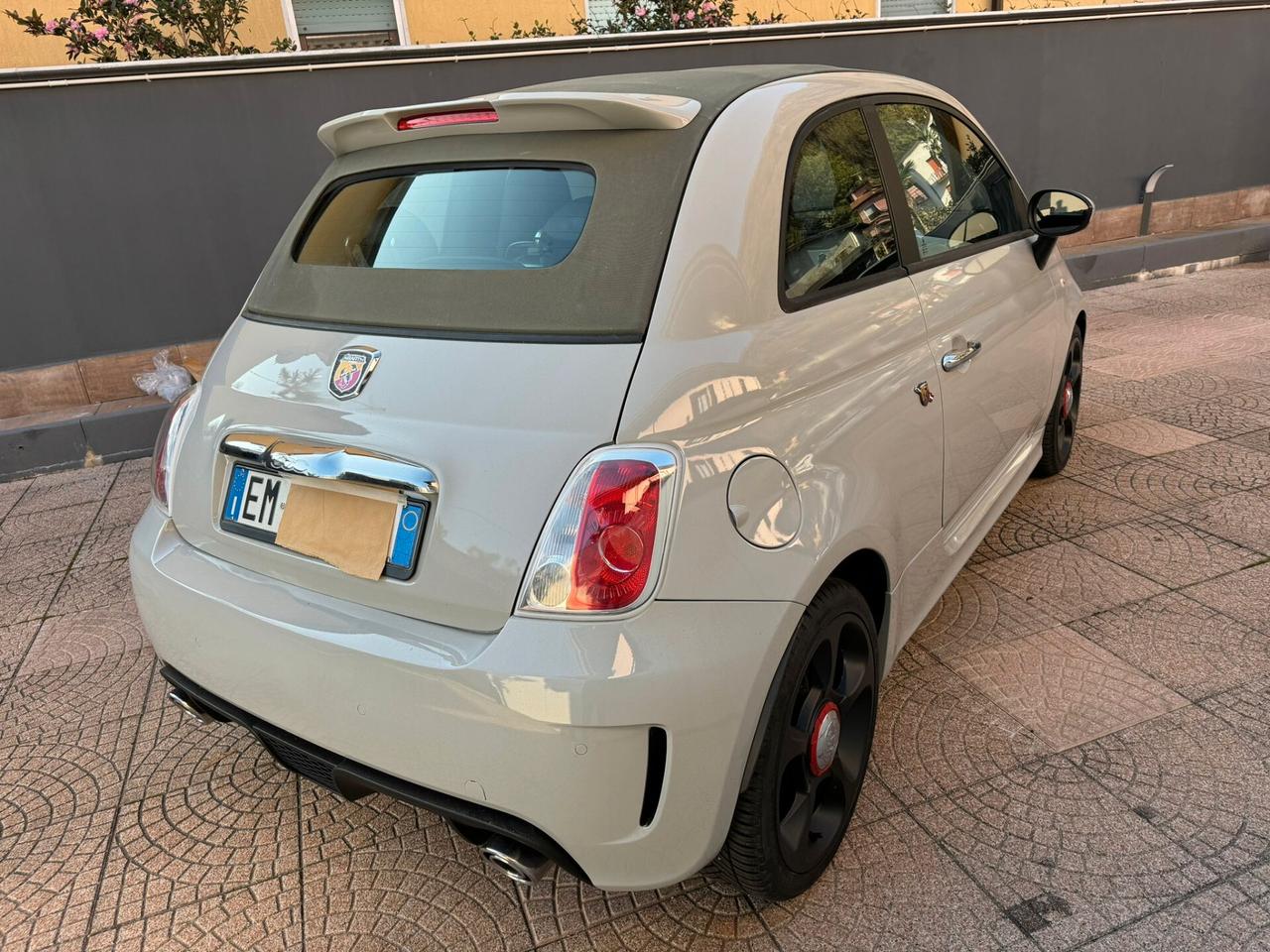 Abarth 500 C 1.4 Turbo T-Jet MTA 140CV