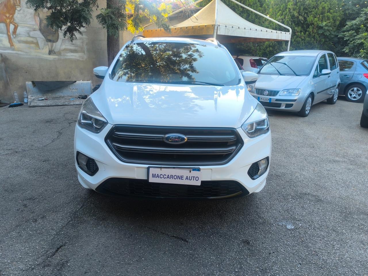 Ford Kuga 1.5 TDCI 120 CV S&S 2WD ST-Line