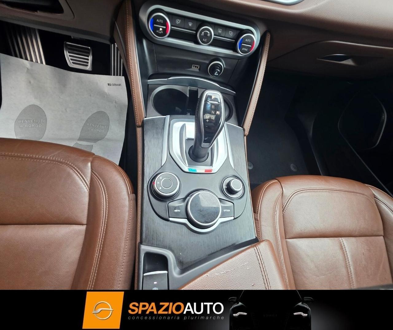 Alfa Romeo Stelvio 2.2 Turbodiesel 180 CV AT8 Q4 *VELOCE* IPER FULL