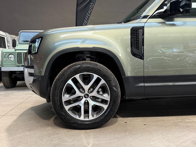 LAND ROVER Defender 110 3.0D I6 250 CV AWD Auto SE *GARANZIA 2029*