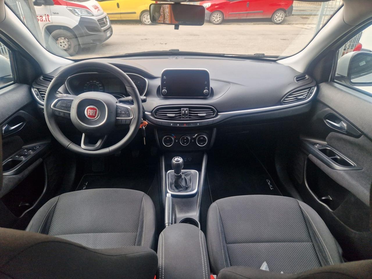 Fiat Tipo 1.3 MTJ SeS SW LOUNGE