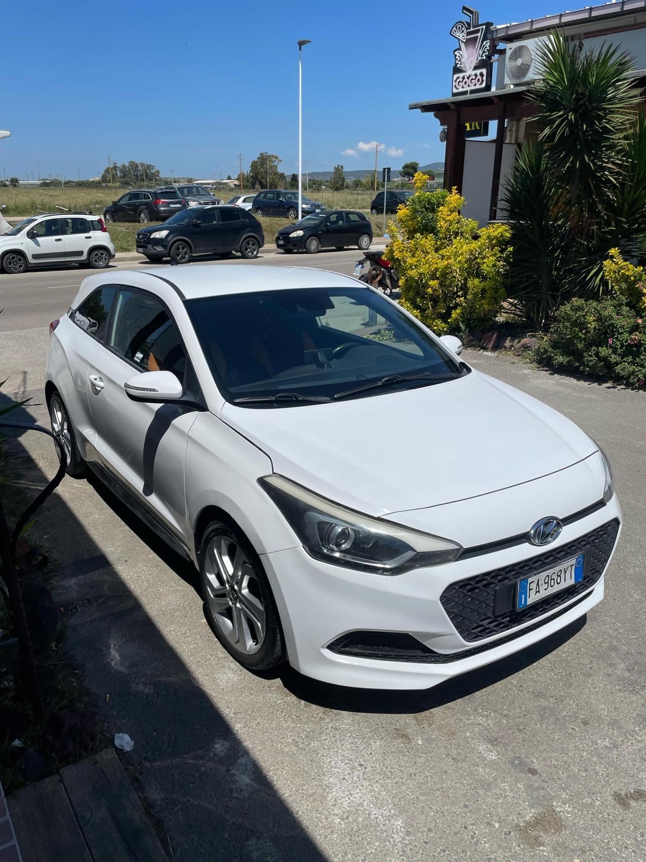 Hyundai i20 Coupé 1.4 CRDi 3 porte Sport