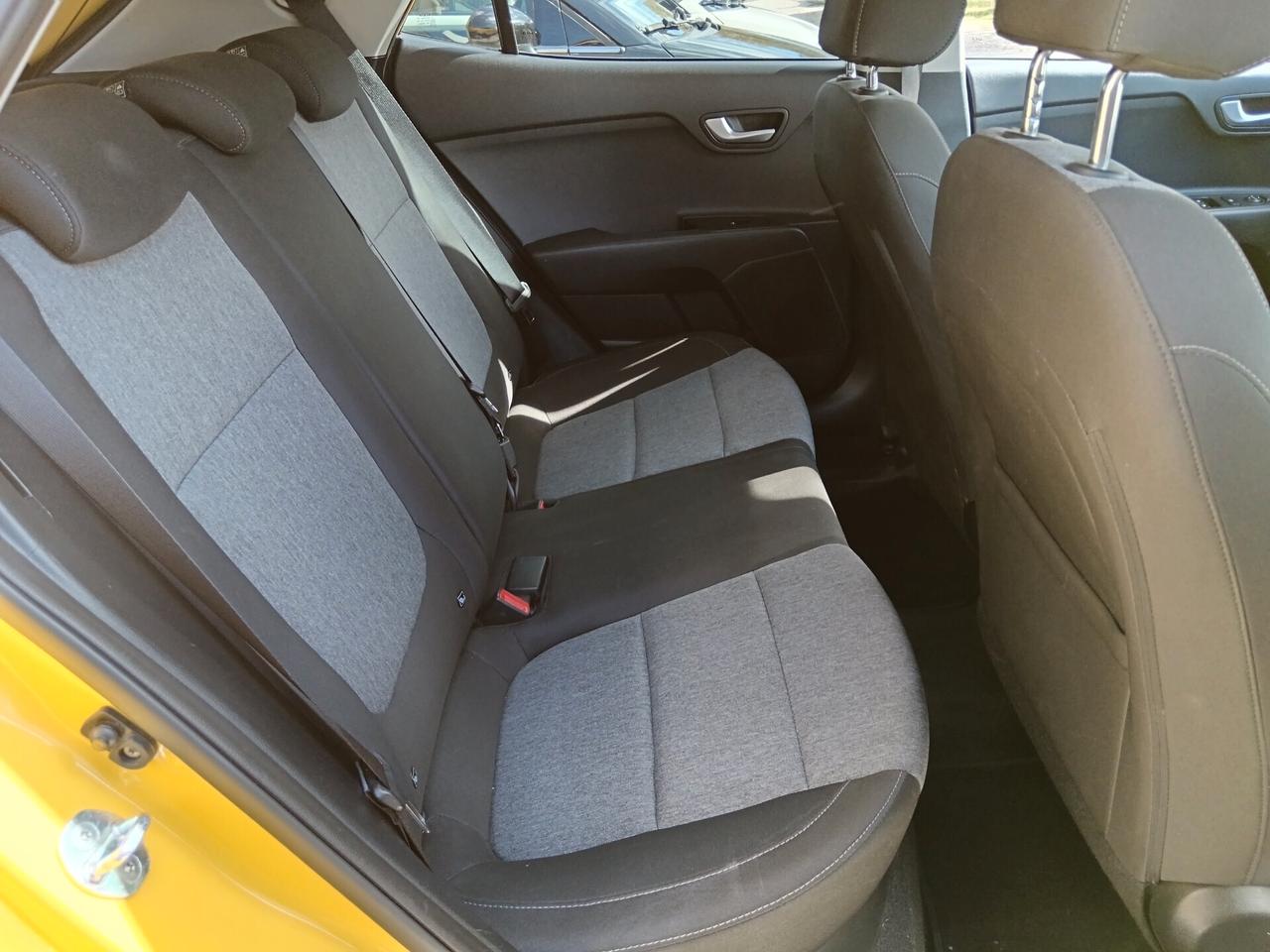 Kia Stonic 1.2 DPI 84CV GARANZIA FINO AL 2029