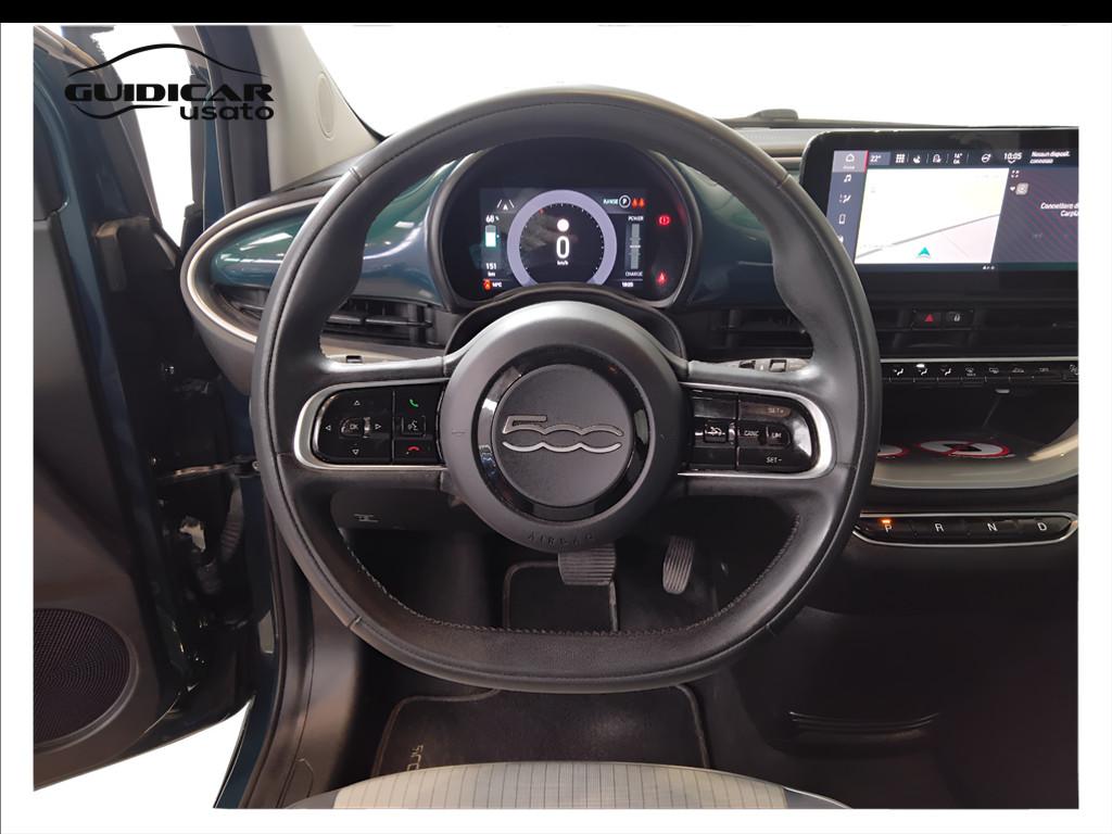 FIAT 500e - 500e 42 kWh La Prima