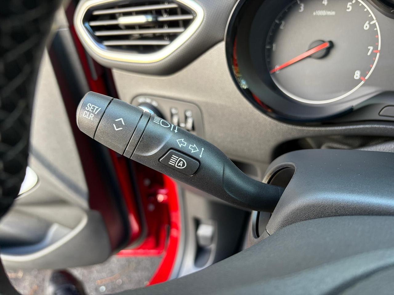 Opel Crossland 1.2 BENZINA 83CV S&S Design&Tech