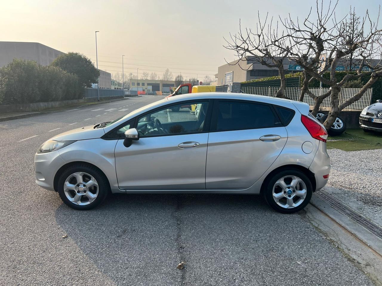 Ford Fiesta 1.5 TDCi 75CV 5 porte Titanium