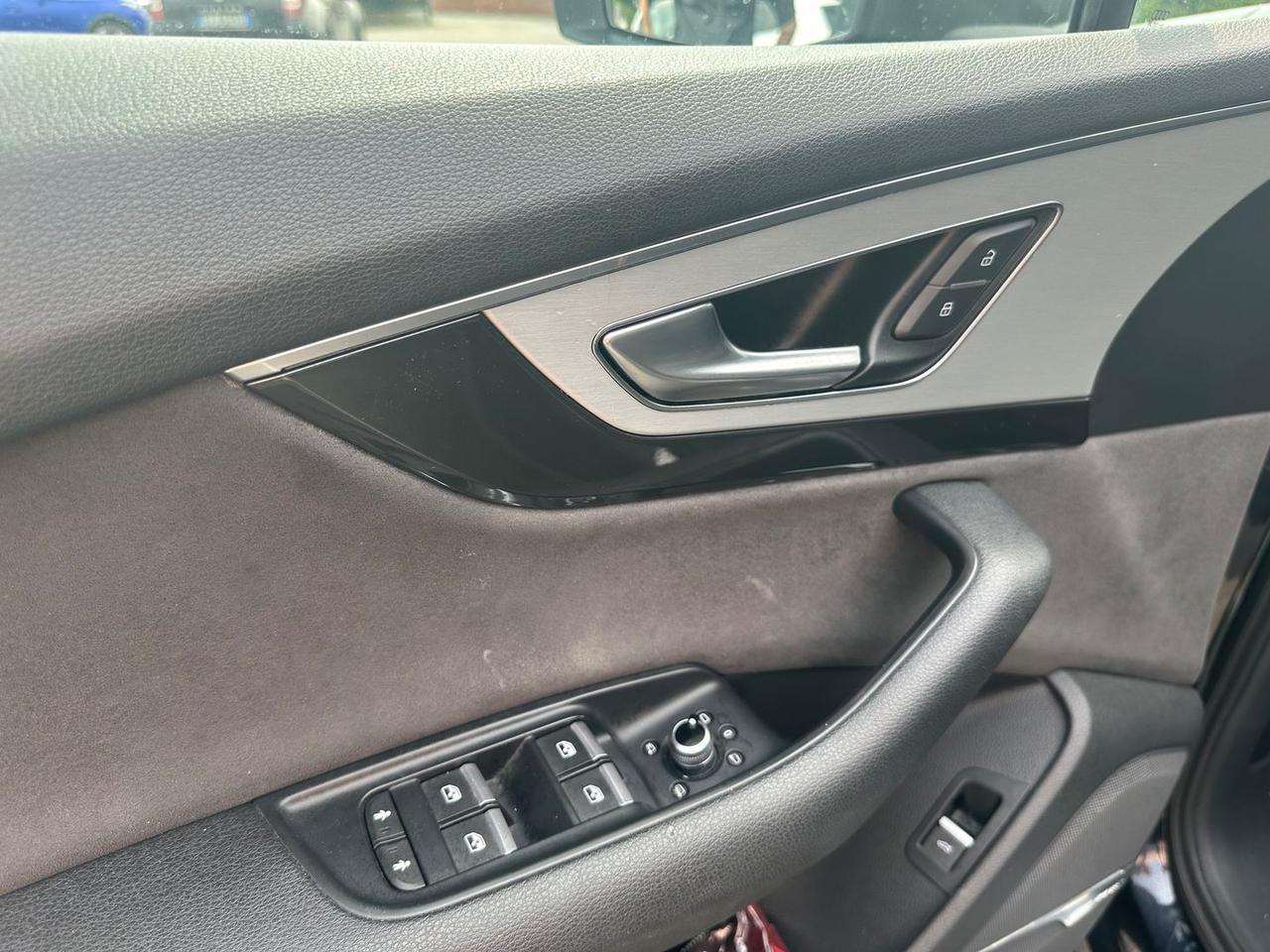 Audi Q7 S Line 3.0 TDI #5846