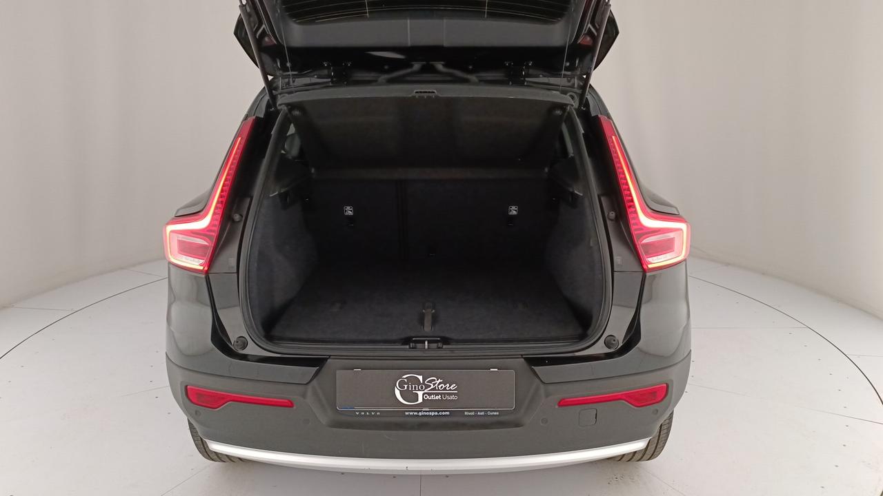 VOLVO XC40 1.5 t2 Essential