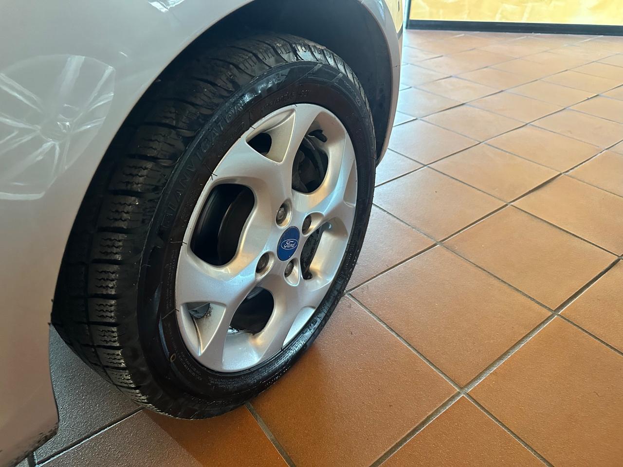 Ford Fiesta 1.4 16V 5p.Bz.- GPL Business